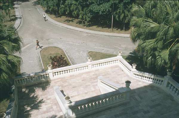View outside of the hotel San Juan in Santiago