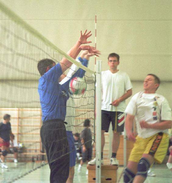 Tierisch ! Keine Chance für den Block.