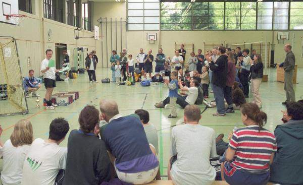 Urkundenverleihung...